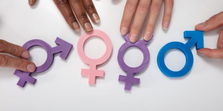 Tahukah kamu kalau ada 18 jenis gender yang telah diresmikan secara hukum di Thailand? Penasaran apa saja? Cek artikel berikut!