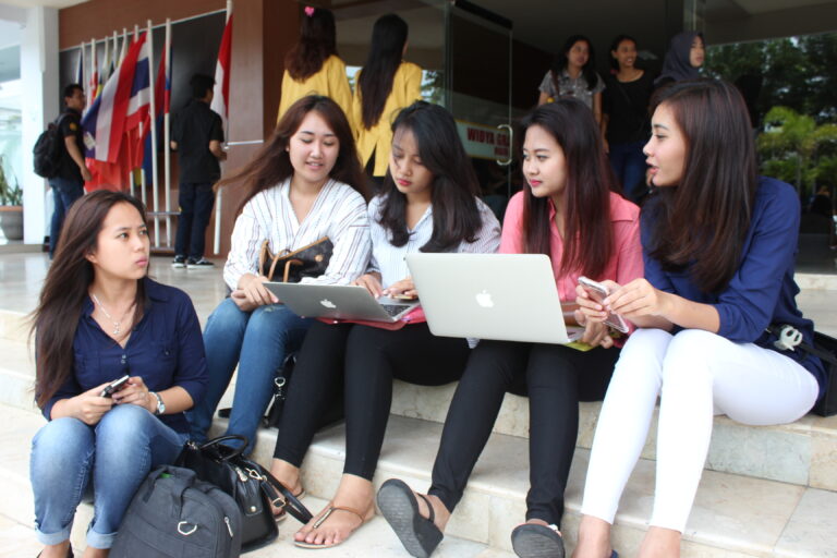 Tips Berburu WiFi Gratis Buat PJJ