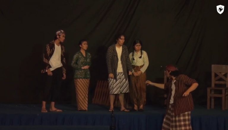 Pementasan virtual Teater KataK - Paman Doblang Rendra, kisah inspiratif tentang perjuangan di masa penjajahan dan Orde Baru.