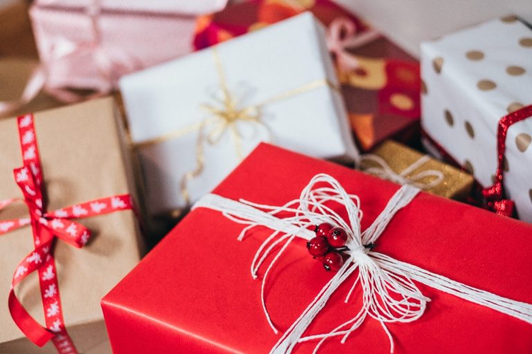 3 Tips dan Rekomendasi Kado Natal Untuk Orang Kesayanganmu