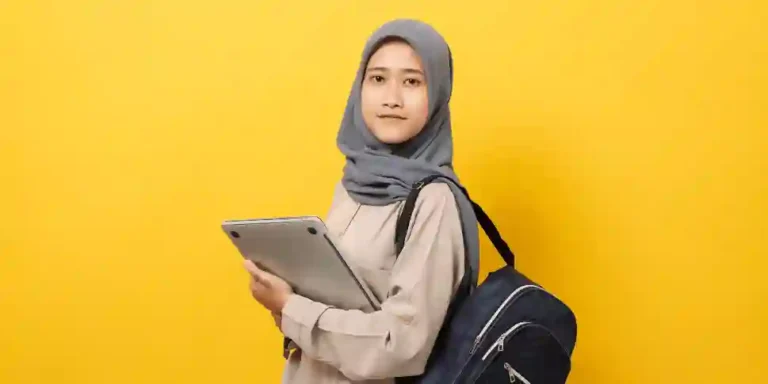 Kadang ada saja hal-hal yang menjadi tantangan bagi perempuan untuk mengembangkan diri. Semoga cerpen kartini berikut bisa memotivasimu!