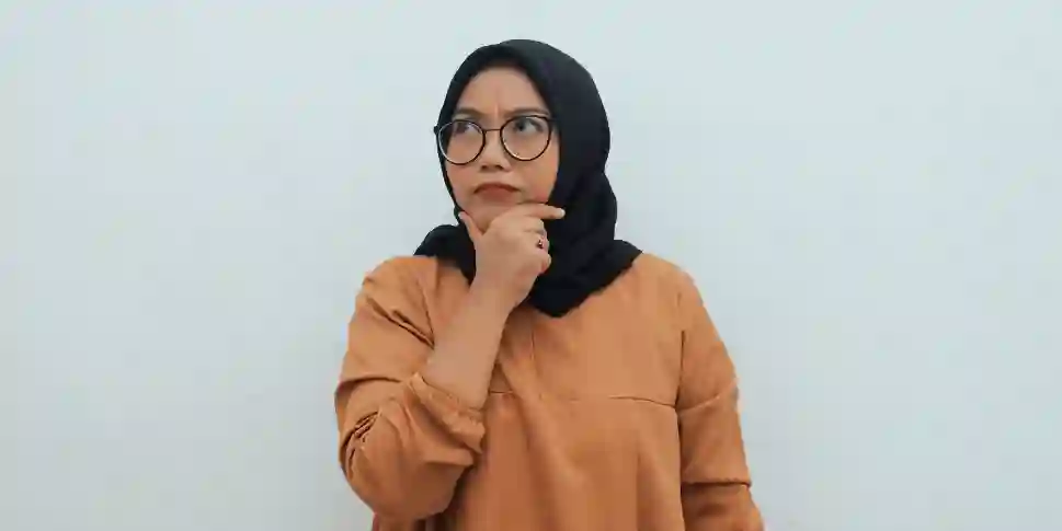 cerita perempuan: islam memuliakan perempuan