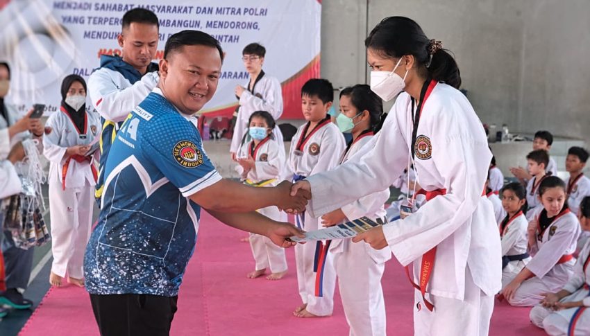 Lebih Kenal dengan Shanata, Siswi SMA Juara 2 Taekwondo Tingkat Nasional