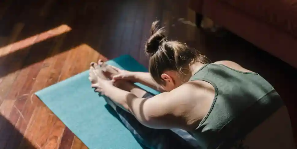 Mari dapatkan manfaat optimal dari olahraga yoga dengan cara berikut!