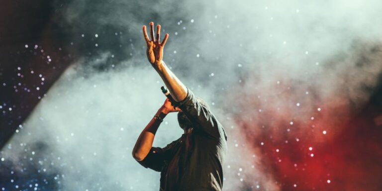 Coldplay, Band Musik yang Ramah Lingkungan di Setiap Konser