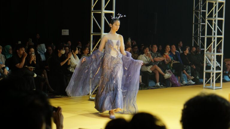 EVOLUSIA “FUTURE” 2023: Acara Fashion Show Unggulan dari Universitas Kristen Maranatha