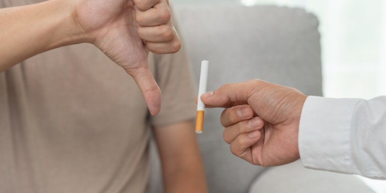 Merokok Tidak Membuat Kita Terlihat Keren, Kenali Bahaya Rokok