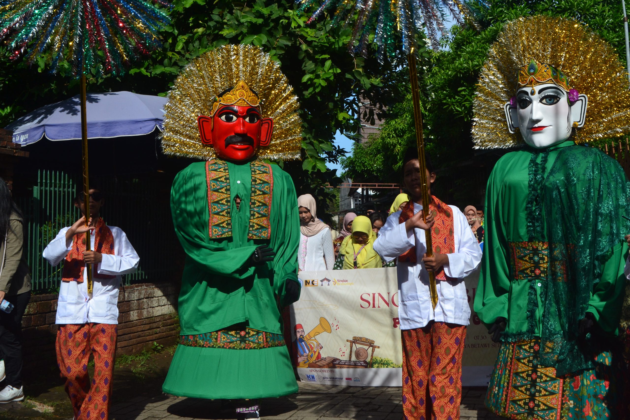 Singkat Berbudaya 2024, sebuah festival budaya yang didedikasikan untuk memamerkan tradisi yang kaya dari Betawi dan Sunda.