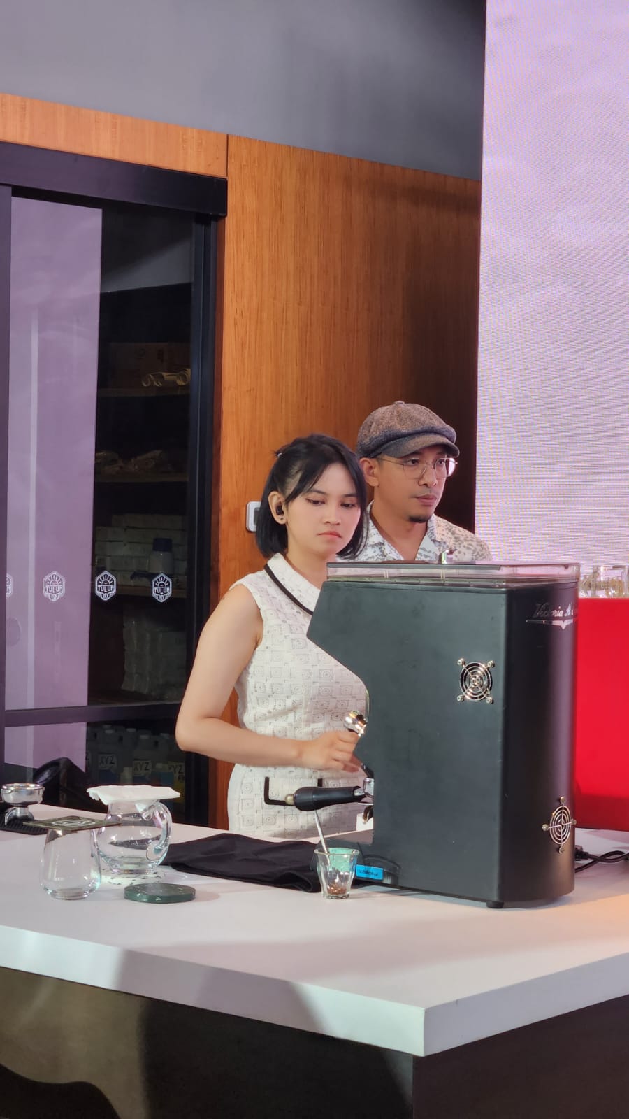 Barista Indonesia are putting their skills to the test, uniting flavors and cultures at the DaVinci Gourmet Barista Craft Championship 2024.