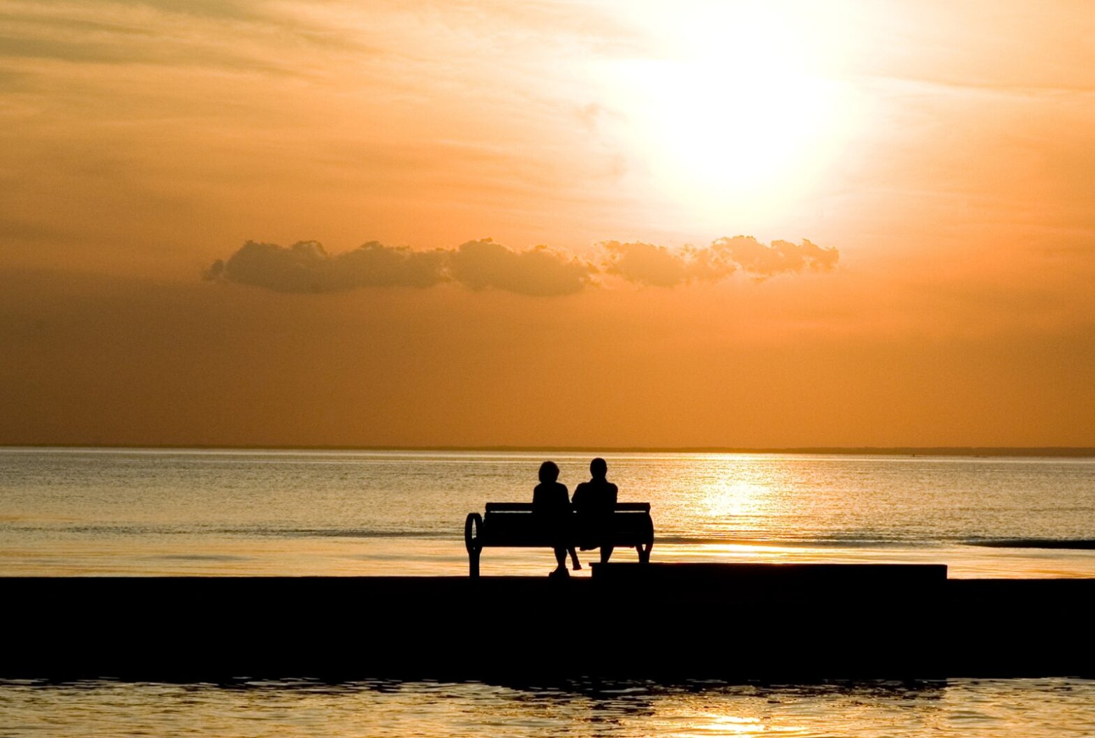 Pernah nggak sih ngerasa beda frekuensi sama pacar sendiri? Itu hal bagus atau nggak, ya? Yuk cari tahu bareng-bareng terkait hal itu!