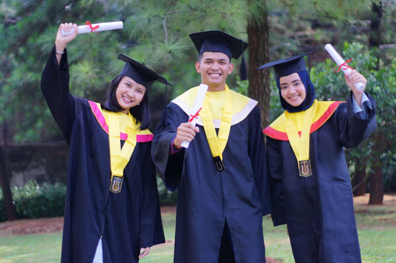 Mengenal universitas Nasional