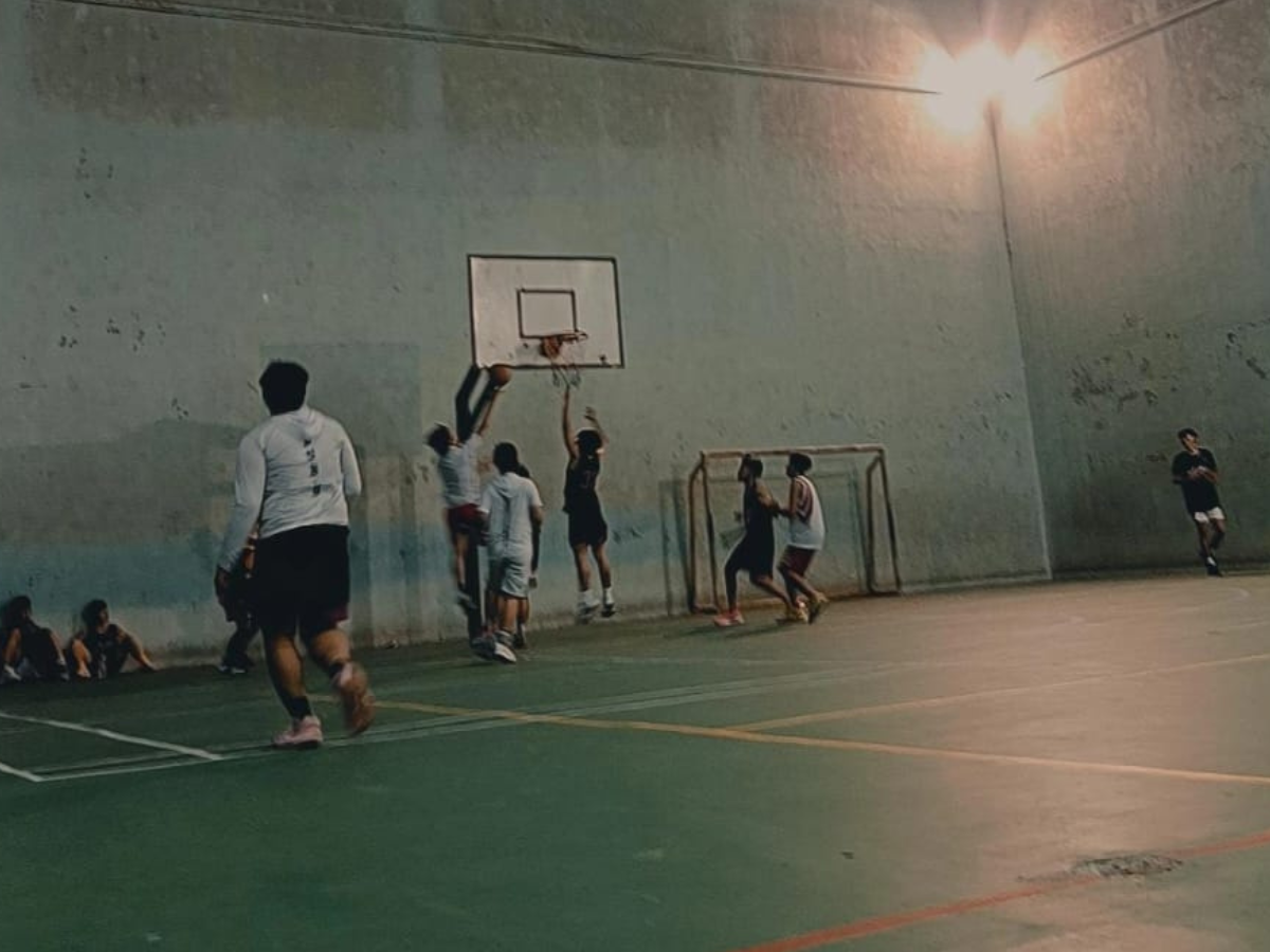 Anak basket belajar tentang kerja sama, disiplin, dan keberanian menghadapi tantangan.