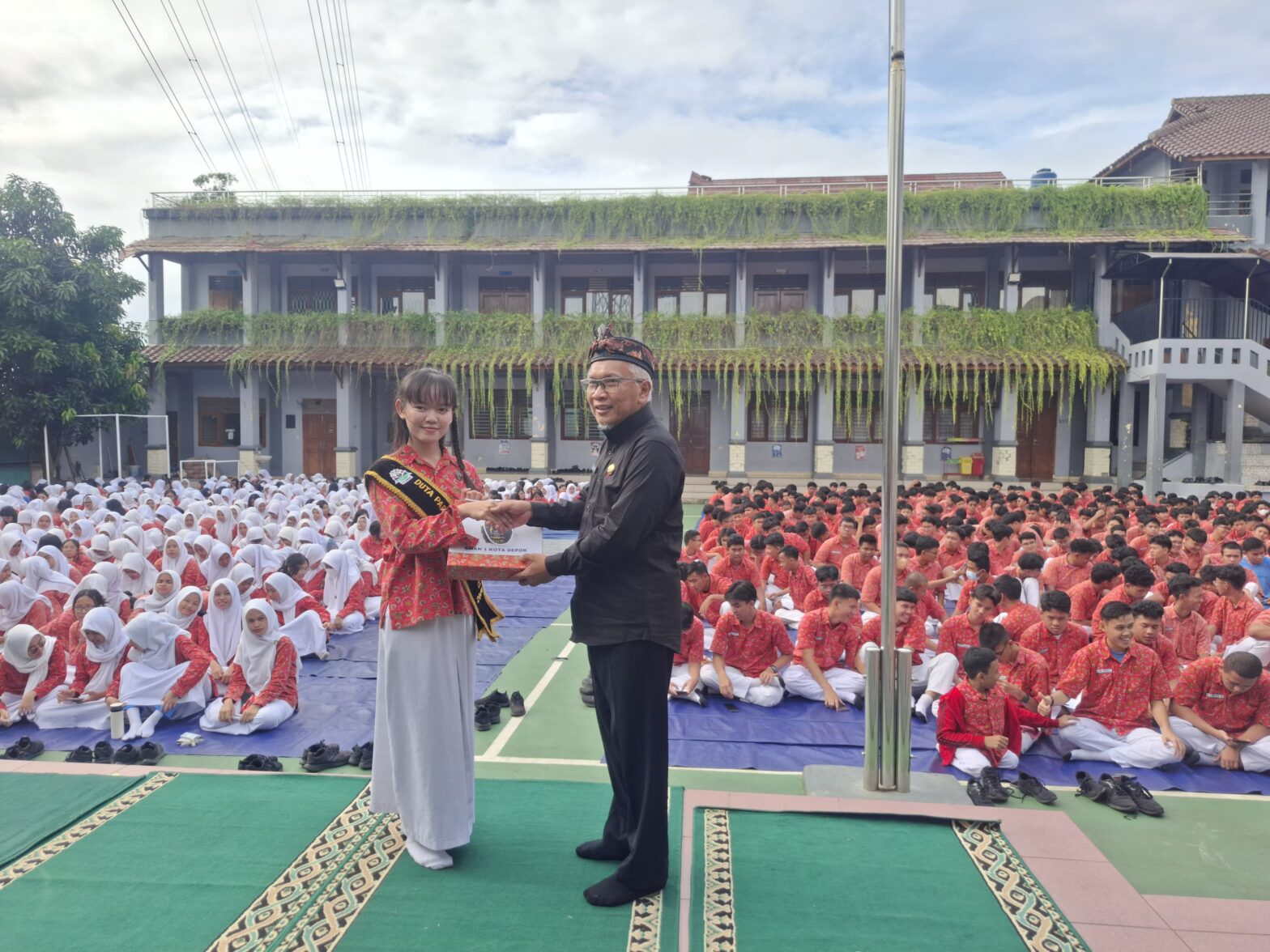 Siswi SMAN 1 Depok Mewaliki Dapil VI Jawa Barat dalam Parlemen Remaja DPR RI