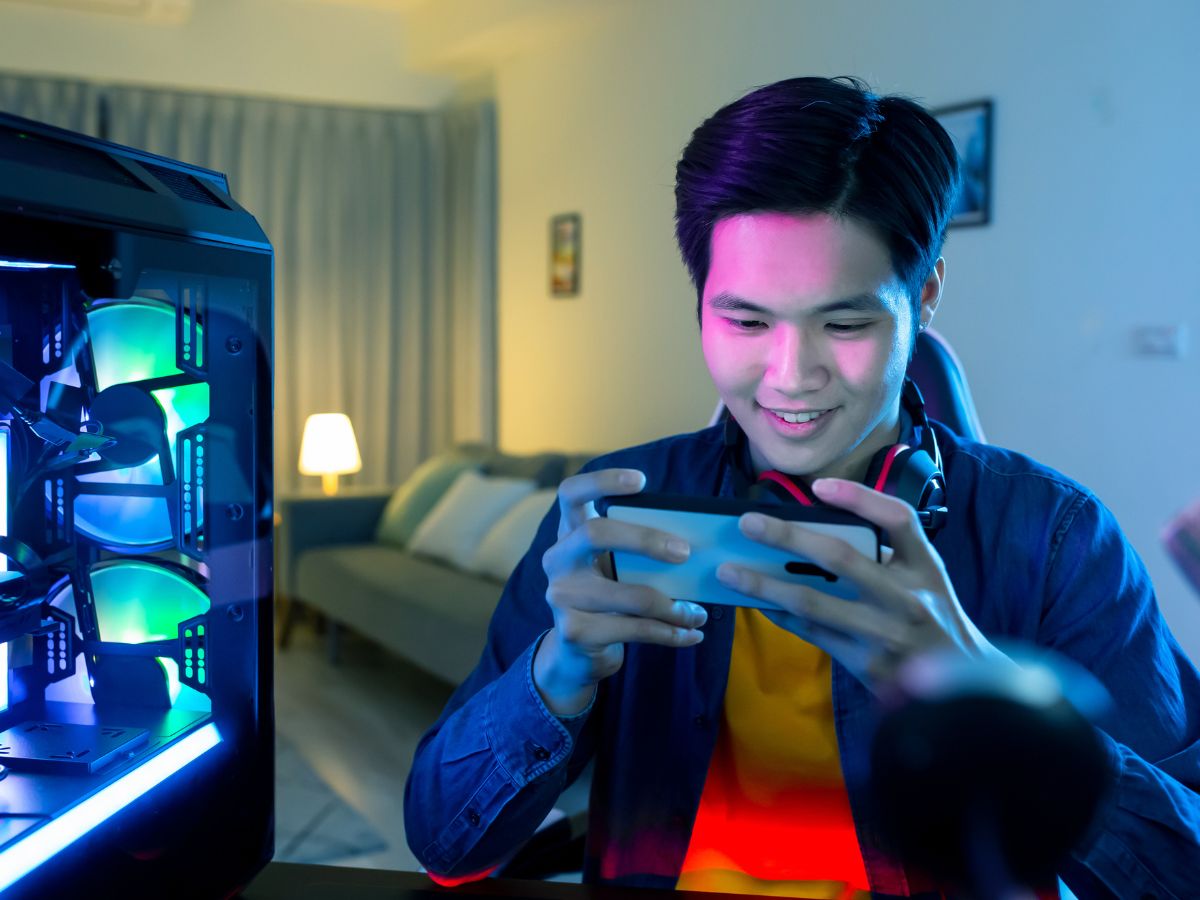 Di zaman serba digital kayak sekarang, hobi Gen Z itu bukan lagi soal ngisi waktu luang tapi tentang penghasilan yang menjanjikan.