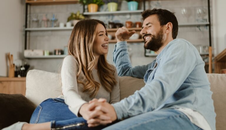 Cari tahu kenapa pacaran sehat butuh lebih dari sekadar have fun! Bangun hubungan yang yang bermakna bersama pasangan lewat deeptalk.