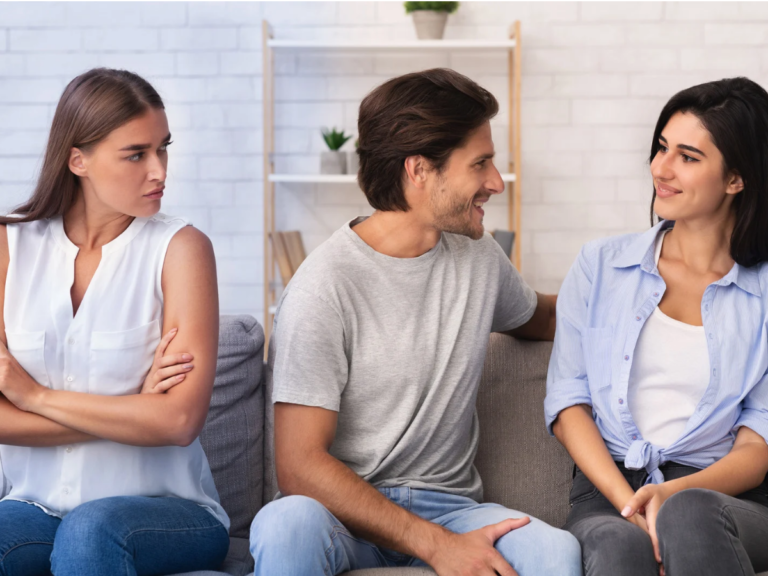 Microcheating yang tanpa disadari membuat hubungan menjadi renggang