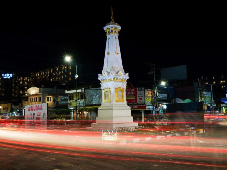 Sebuah Puisi - Yogyakarta