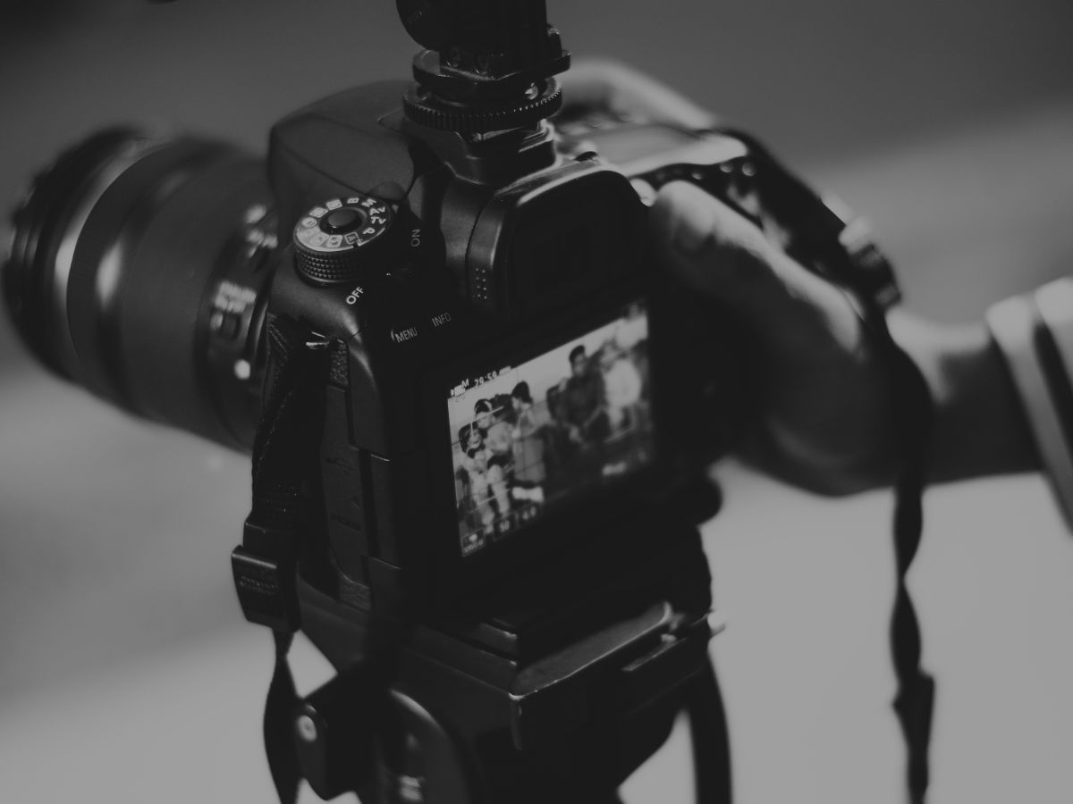 Rekomendasi Kamera Fotografi Pemula: Mulai Hobi Tanpa Ribet!