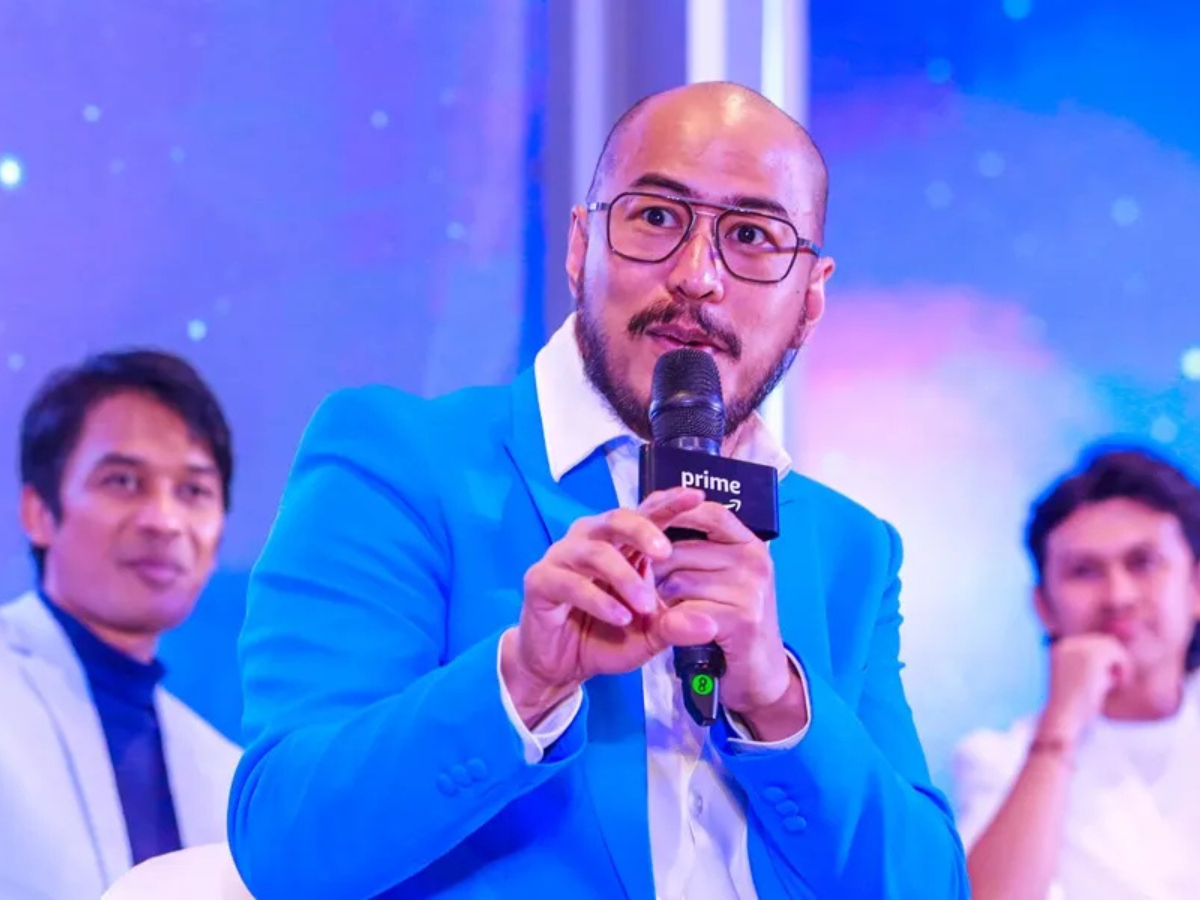 public speaking ala Pandji Pragiwaksono yang bikin percaya diri di depan banyak orang