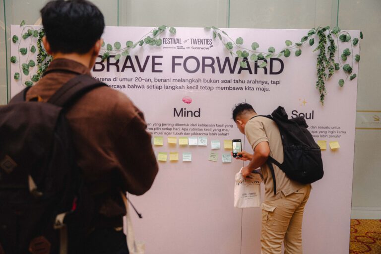 Masa dua puluhan seringkali terasa seperti berjalan di labirin: penuh pertanyaan, kebingungan, tapi juga harapan. Inilah yang coba dijawab oleh Festival of Twenties 2025: