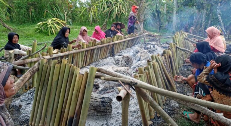 Malamang: Kisah Tradisi, Religi, dan Kebersamaan di Tanah Minang