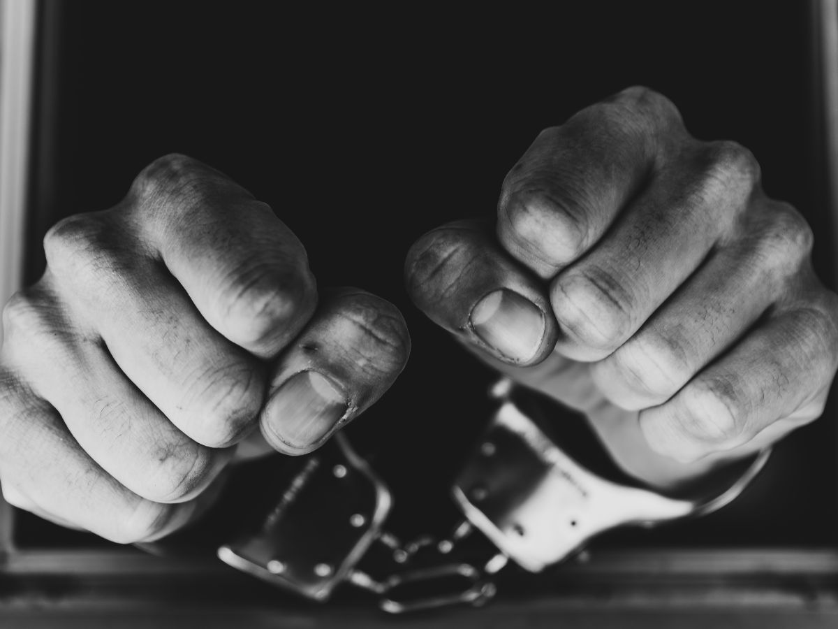 Sebuah Cerpen - Pahlawan Kehujanan