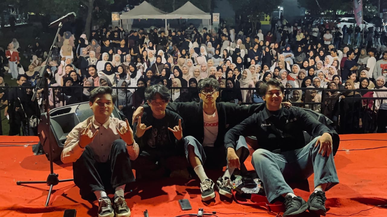 Summerize, Empat Mahasiswa Universitas Semarang yang Menganyam Cerita dan Emosi dalam Nada