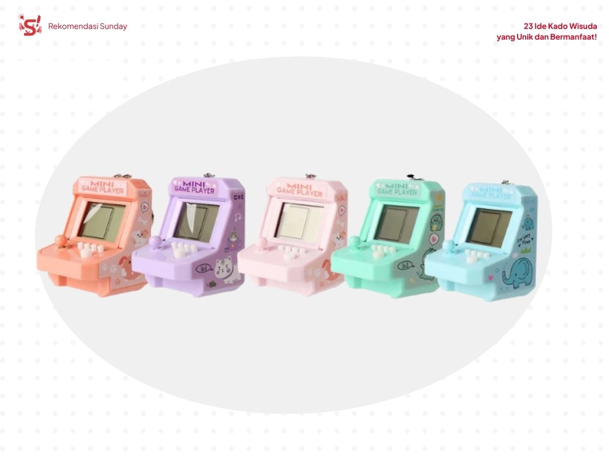 Lima keychain bertema game konsol retro berwarna orange,ungu,pink,hijau tosca,biru sebagai ide kado wisuda