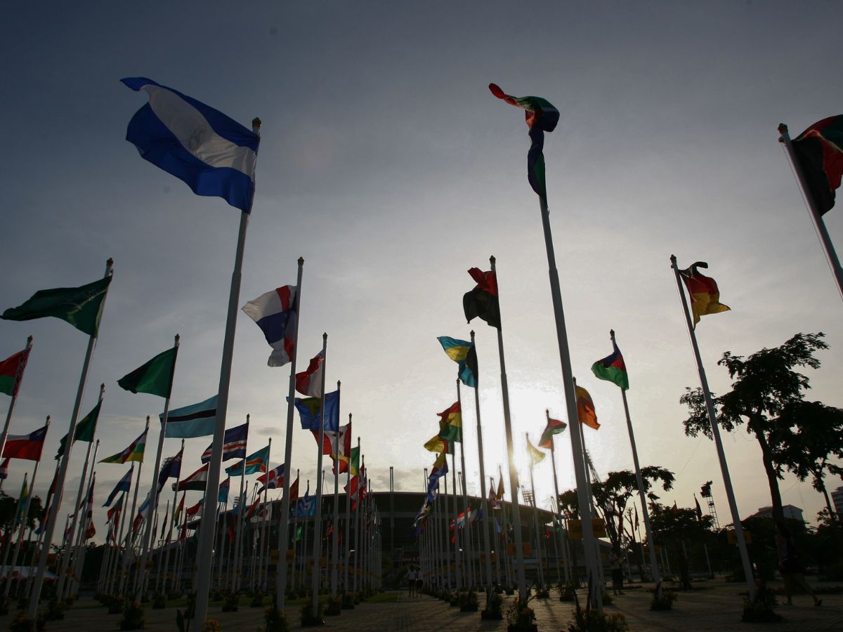 Kamu tertarik dengan hal-hal yang berkaitan dengan dunia Hubungan Internasional? Yuk pahami juga Ilmu dan Kedaulatan Berpikir Negara