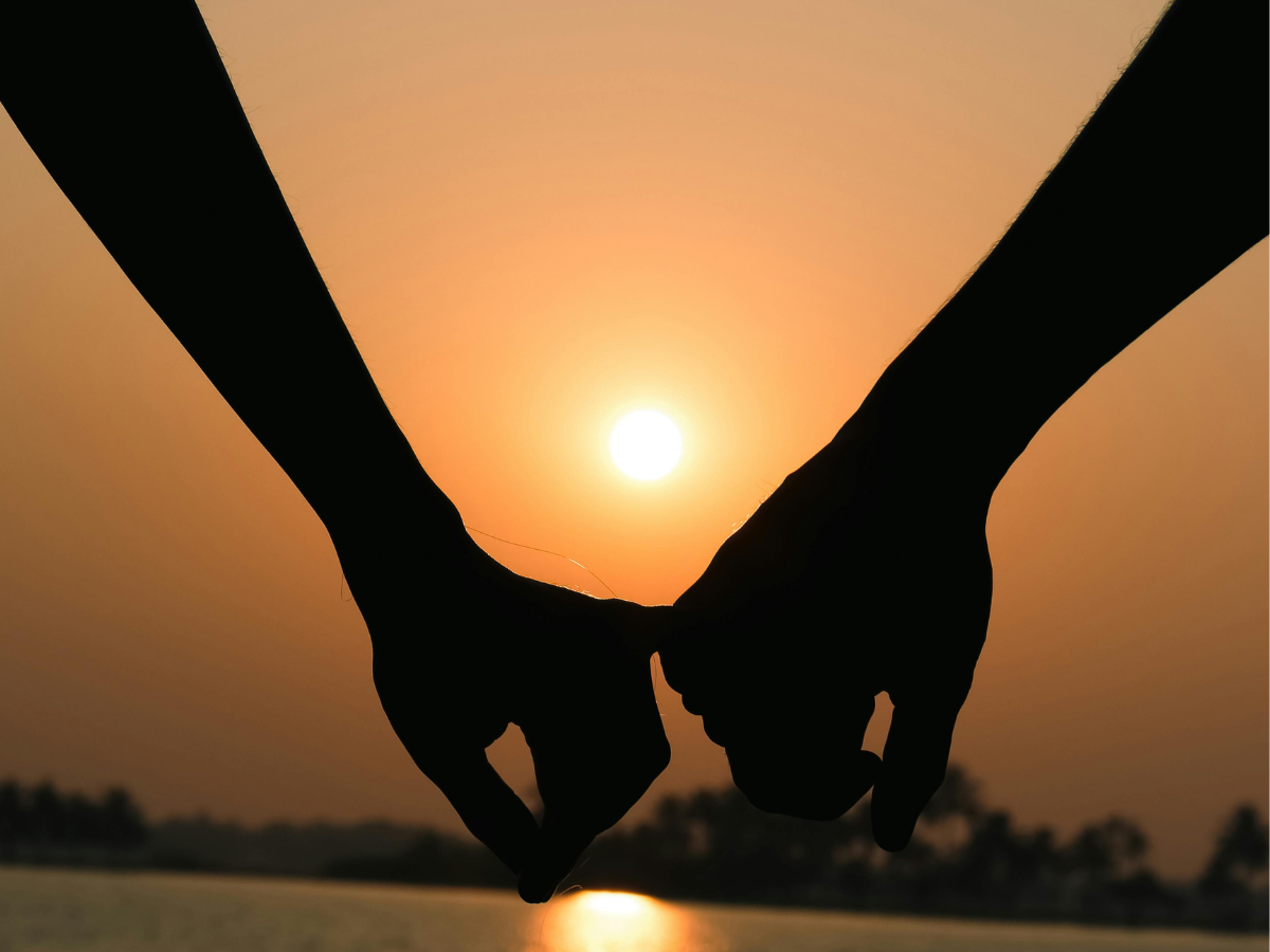 Self love sebelum menjalin hubungan romantis.
