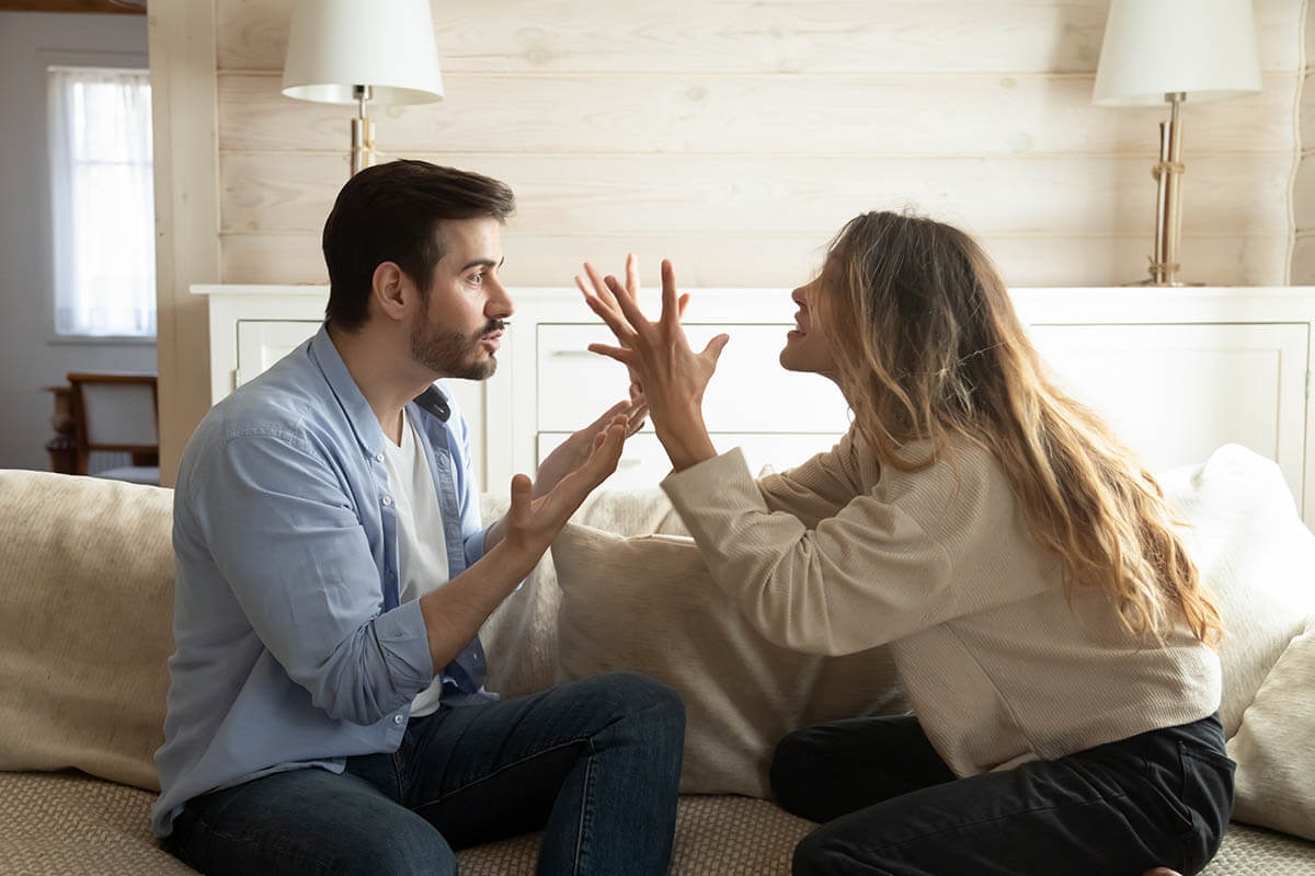 hubungan yang toxic diaawali dari siklus yang nggak terlihat | Toxic Relationship: Meninggalkan Luka yang Nggak Kelihatan